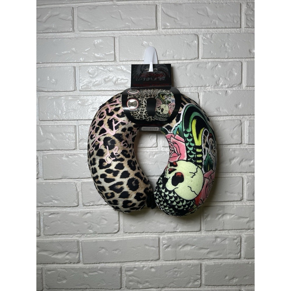 ED HARDY TATOO Leopard ~ ROSE DESIGN TRAVEL NECK PILLOW Memory Foam Multi NWT
